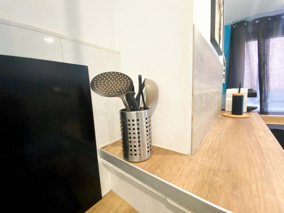 Capstay Beach Centre Ville & Netflix Valenciennes Bagian luar foto